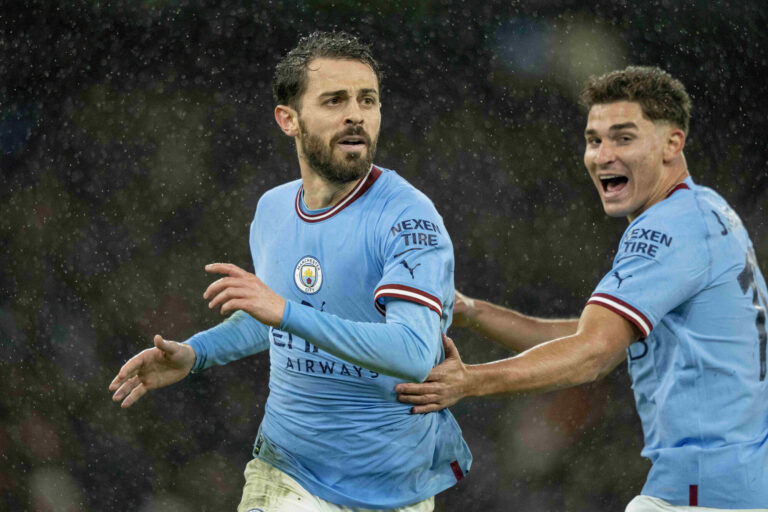 Bernardo Silva et Julian Alvarez