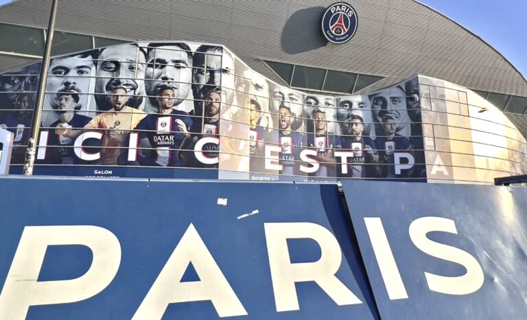 boutique du PSG au Parc des Princes